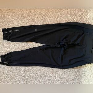 Lulu lemon joggers size medium